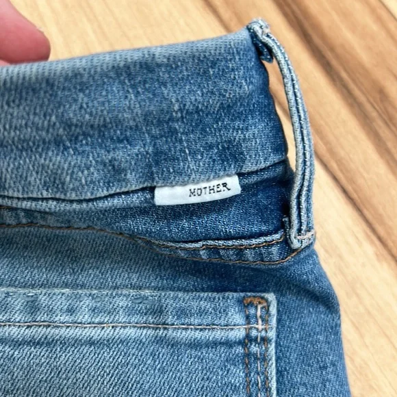 Mother Denim Looker Ankle Fray Jeans - Picture 5 of 7